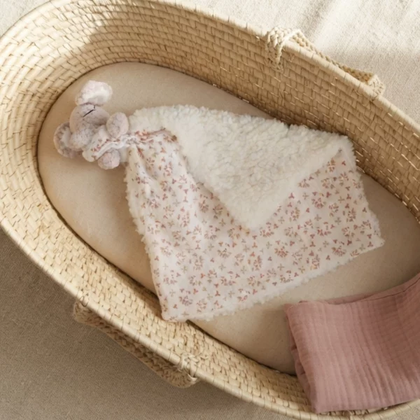 Doudou personnalisé Luno l'éléphant, doudou brodé main, Le Royaume des Gardiens
