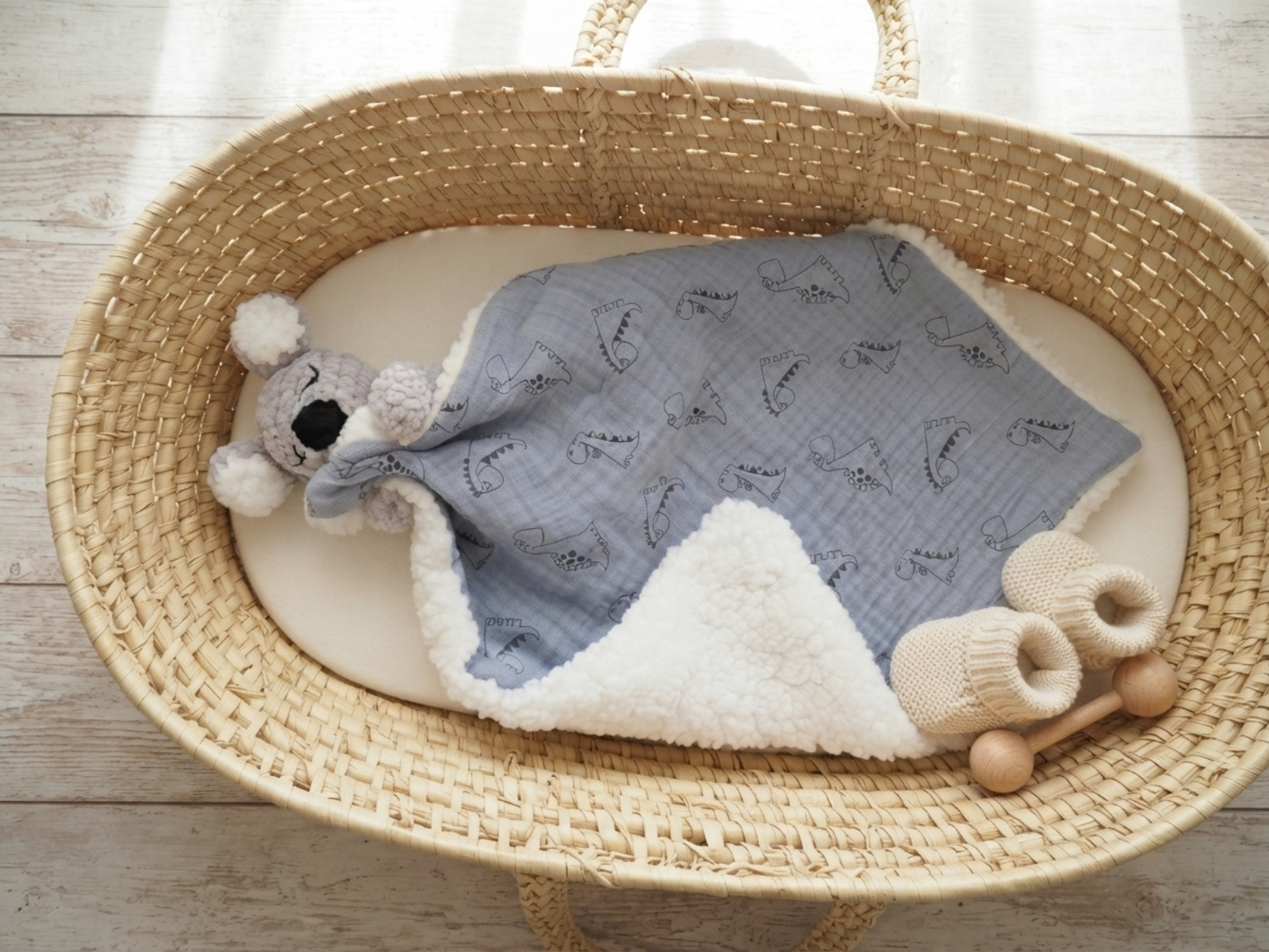 Doudou personnalisé brodé au prénom Kiko le koala