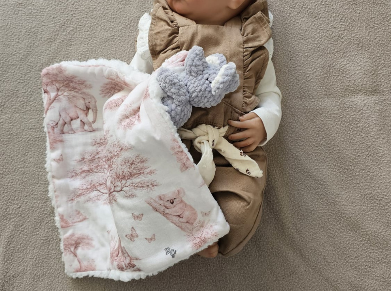 Doudou personnalisé Luno l'Éléphant, Collection Les Exclusifs, Édition Limitée – Image 3