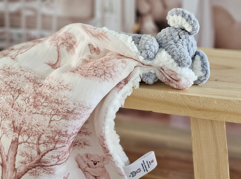 Doudou personnalisé Luno l'Éléphant, Collection Les Exclusifs, Édition Limitée – Image 2